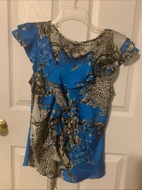 Signature by Larry Levine Blue Floral & Leopard print Ruffle Blouse